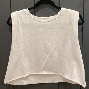 SHEIN white padded shoulder crop top